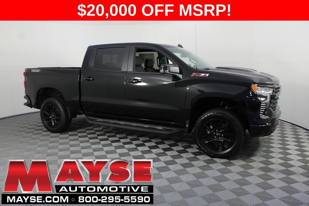 2026 Chevrolet Silverado 1500 LT Trail Boss in Black — front three-quarter view
